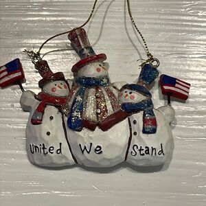 Vintage 2001 Bass Pro Shops 3 snowmen “United We Stand” Christmas ornaments